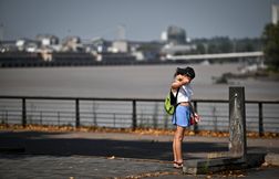 EN DIRECT Canicule : Quatorze départements resteront en vigilance rouge mercredi…