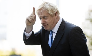 Boris Johnson, seul contre tous