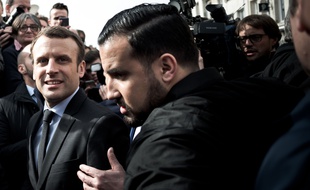 Emmanuel Macron (à gauche)lors de sa précédente visite à Villers-Cotterêts en mars 2017, lors de la campagne présidentielle (archives).