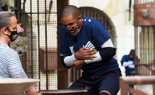 Loup-Denis Elion sur le tournage de « Fort Boyard »