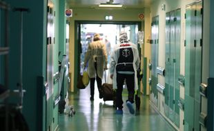 Les patients atteints d'une forme grave du Covid-19, continuent d'arriver au service réanimation du CHU de Bordeaux