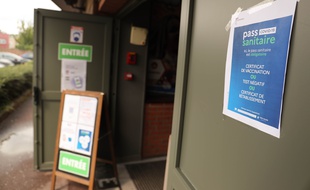 Pass sanitaire Covid-19, dans un Bowling, à Douai, dans le Nord, le 9 Aout 2021