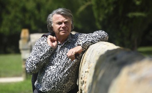 Gilbert Collard, candidat (FN) à sa réelection sur la deuxième circonscription du Gard
