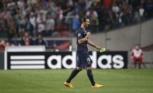 Zlatan Ibrahimovic à la fin du match entre l'Ajax Amsterdam et le PSG le 17 septembre 2014.