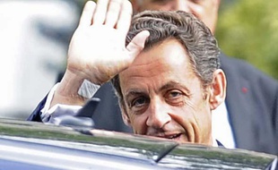 Nicolas Sarkozy quitte l'hôpital du Val-de-Grâce après son malaise du 26 juillet 2009.