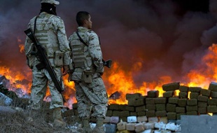 Les cartels mexicains ont de plus en plus recours à internet pour communiquer, recueillir des informations ou même recruter, laissant un certain nombre de traces qui pourraient être mises à profit pour les combattre, affirment des experts antidrogue réunis au Mexique.