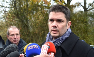 Le maire de Foulayronnes a lancé l'idée d'une cagnotte au bénéfice des deux enfants du couple abbatu devant leur domicile le 2 décembre. / AFP / MEHDI FEDOUACH