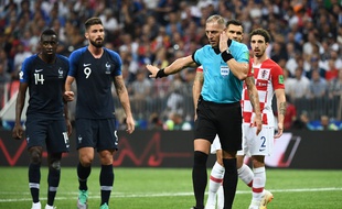 Nestor Pitana lors de la finale de la Coupe du monde 2018.