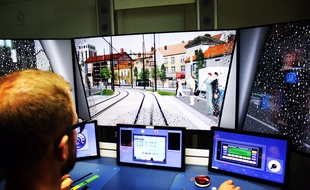 Le simulateur de conduite de tramway de Keolis, basé au centre de maintenance de Bordeaux Bastide