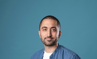 Portrait de Mohamed Jimmy, médecin à SOS médecin qui a publié En attendant le docteur.