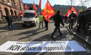 Strasbourg le 9 avril 2015. Manifestation interprofessionnelle dans les rues de Strasbourg.