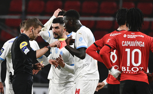 Il n'y a pas que Turpin qui donne des rouges à l'OM.