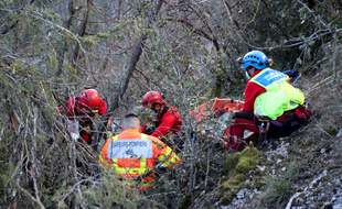 L'intervention des pompiers spécialisés du Grimp a été nécessaire pour extraire le cycliste.