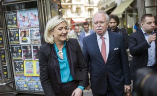 Marine Le Pen et Wallerand de Saint Just le 10 mars 2014 à Paris