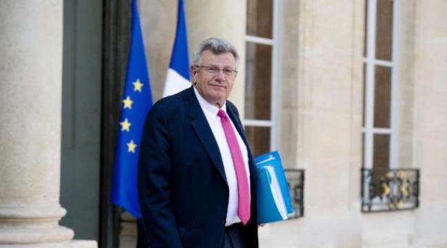 Impôt: 2017 sera une année fiscale blanche, annonce Christian Eckert