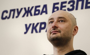 Le journaliste russe, Arkady Babtchenko, a simulé sa mort en collaboration avec les Services de sécurité ukrainiens.