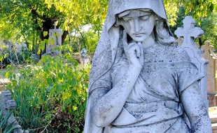 La visite au cimetière, une tradition qui se perd.