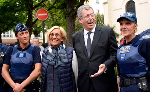 Patrick et Isabelle Balkany photographiés le 7 mai 2015, à Levallois-Perret.