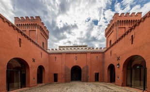 La cours d'honneur du castelet de la prison Saint-Michel, à Toulouse.