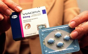 Pfizer a annoncé mardi avoir trouvé un accord avec le fabricant israélien de génériques Teva pour mettre fin à leur litige qui durait depuis plusieurs années sur le Viagra, le médicament pour les troubles de l'érection fabriqué par le numéro un américain de la pharmacie.