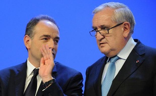 Jean-François Copé et Jean-Pierre Raffarin le 28 janvier à Paris.
