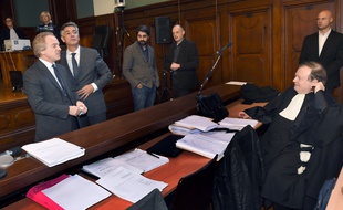 L'ancien majordome et cinq journalistes sont prévenus dans le 4e volet de l'affaire Bettencourt. AFP PHOTO / MEHDI FEDOUACH