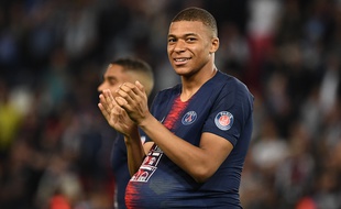 Mbappé a accouché de triplés