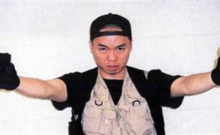 Cho Seung-hui, qui a tué 32 personnes sur le campus de Virginia Tech, le 16 avril 2007.