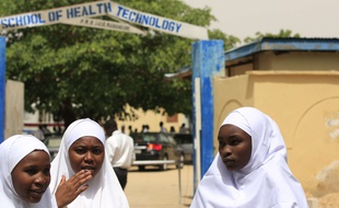 Cent onze lycéennes sont portées disparues en février 2018 dans le nord-est du Nigeria, deux jours après l'attaque d'une école de filles par Boko Haram?