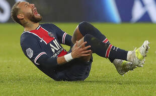 Neymar lors de sa blessure face à Lyon