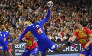 Dika Mem fait partie de la nouvelle génération des Bleus.
