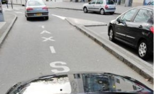La gare est la cible des convoitises.