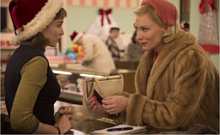 Rooney Mara et Cate Blanchette dans Carol
