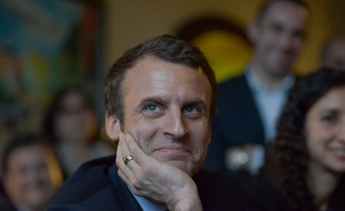 Emmanuel Macron, candidat de "En marche", le 7 mars 2017 aux Mureaux, dans les Yvelines.
