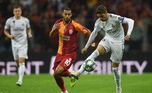 Younes Belhanda, sifflé à sa sortie du terrain face au Real, a répondu en insultant les supporters de Galatasaray.