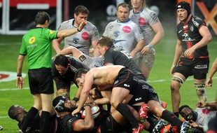 Toulouse, comme le Racing Métro, ont laissé leur chemise contre Montpellier pendant les doublons du Top 14.