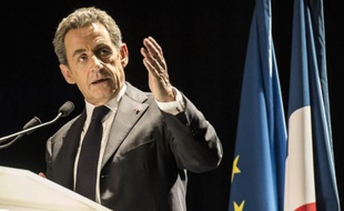 Le président de l'UMP Nicolas Sarkozy lors d'un meeting à Chalon-sur-Saône, le 19 février 2015