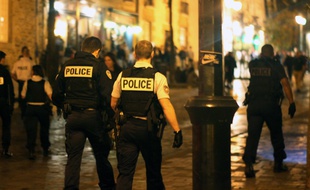 Illustration d'une intervention de policiers de nuit, ici à Rennes.