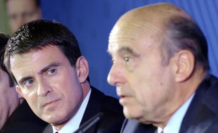 Manuel Valls (à gauche) et Alain Juppé à Bordeaux le 23 octobre 2014