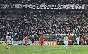 PSG-Lens: la banderole déployée le 29 mars dernier en finale de la Coupe de la Ligue était devenue une affaire d'Etat.
