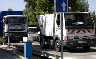 Illustration camion poubelle.