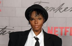 Janelle Monáe dit avoir vu David Bowie lors d’un « voyage dans le temps »