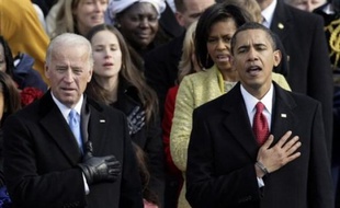 En devenant mardi le vice-président des Etats-Unis, Joe Biden, 66 ans, spécialiste des questions internationales, va devoir trouver sa place à la Maison Blanche où il veut imprimer sa marque sans jouer le rôle d'éminence grise prêté à son prédécesseur Dick Cheney.