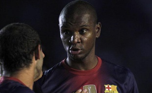 Eric Abidal lors de la présentation de l'effectif du Barça, le 20 août 2012 à Barcelone.