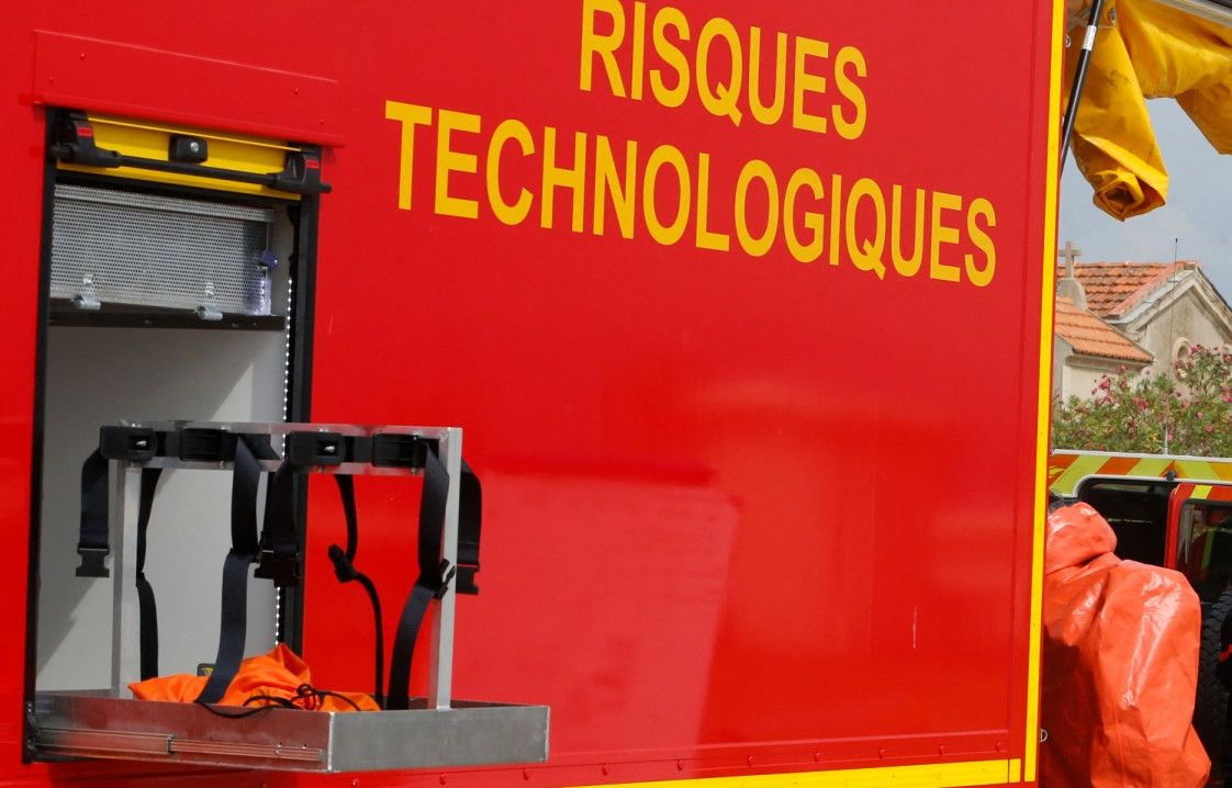 Gard : Deux communes confinées après un incendie dans une usine Seveso