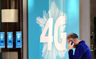 L'attribution aux enchères des fréquences très haut débit destinées aux opérateurs de télécommunications mobiles aura lieu en décembre 2015