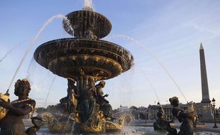 La Fontaine des mers, Place de la Concorde, Paris.