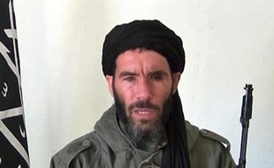 Les Etats-Unis ont offert lundi jusqu'à 23 millions de dollars de récompense pour toute information conduisant à la capture du jihadiste algérien Mokhtar Belmokhtar ou à celle du chef de la secte islamiste nigériane Boko Haram.