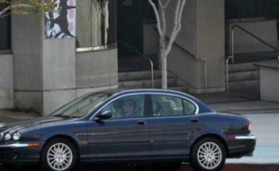 La Jaguar de david Martinon, consul à Los Angeles