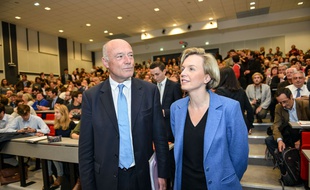 Alain Rousset (PS) et Virginie Calmels (LR)